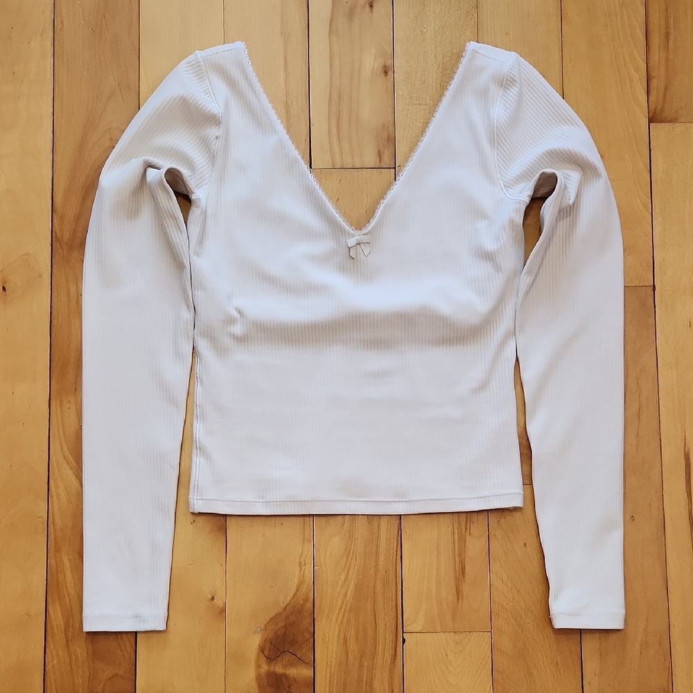 NWT Offline By Aerie XTRA Rib Open V-Neck Top - XS